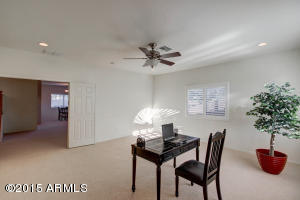 2820 E Tina Ln, Gilbert, AZ 85298 photo 9