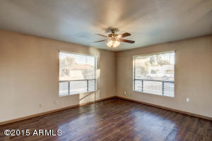1640 S Ash --, Mesa, AZ 85202 photo 2