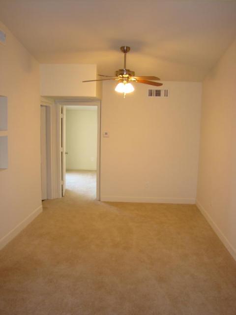 4237 N 11th Pl, Phoenix, AZ 85014 photo 8