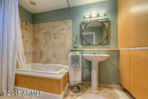 3064 E Stella Ln, Phoenix, AZ 85016 photo 23
