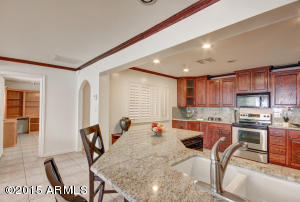 4623 E Pinchot Ave, Phoenix, AZ 85018 photo 8