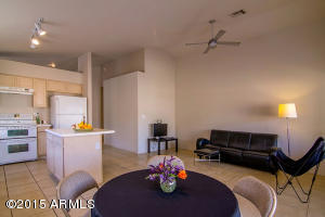 822 E Potter Dr, Phoenix, AZ 85024 photo 3