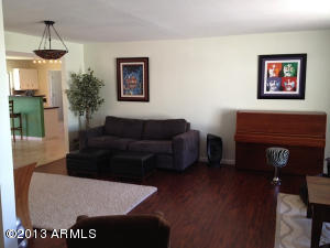 2401 E Yucca St, Phoenix, AZ 85028 photo 4