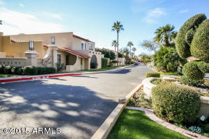 1901 E Medlock Dr, Phoenix, AZ 85016 photo 3