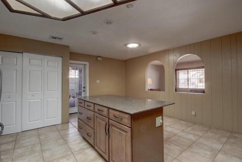 8440 S 5th Dr, Phoenix, AZ 85041 photo 10