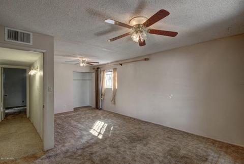 8440 S 5th Dr, Phoenix, AZ 85041 photo 11