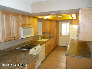 2801 E Turquoise Dr, Phoenix, AZ 85028 photo 5