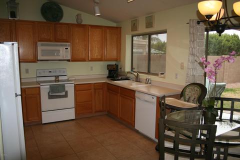 4617 E Lavender Ln, Phoenix, AZ 85044 photo 11