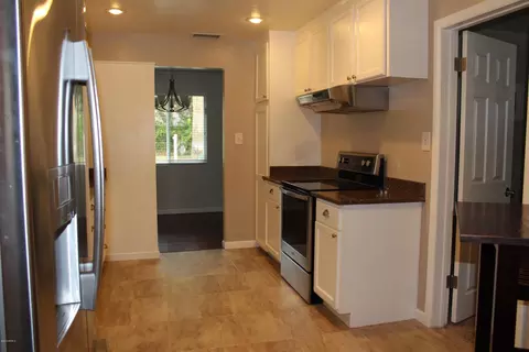 1015 E San Juan Ave, Phoenix, AZ 85014 photo 9