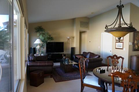 842 W Cooley Dr, Gilbert, AZ 85233 photo 2