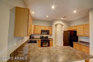 8016 S 5th Ln, Phoenix, AZ 85041 photo 5