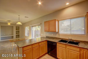 8016 S 5th Ln, Phoenix, AZ 85041 photo 8