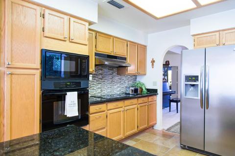 4202 E Paradise Dr, Phoenix, AZ 85028 photo 5