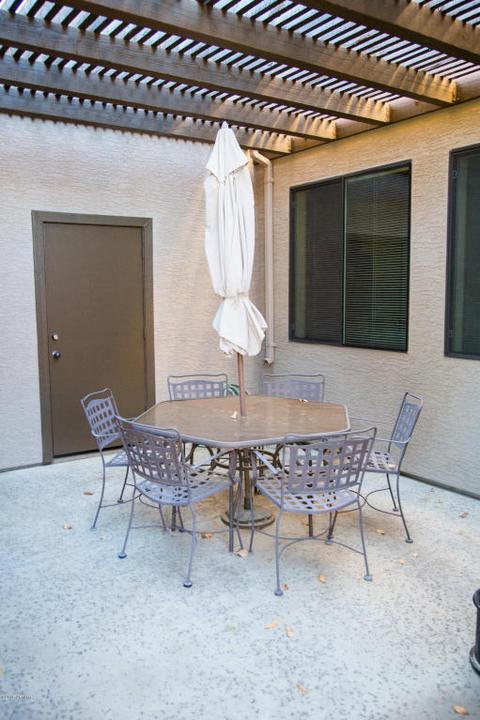 4202 E Paradise Dr, Phoenix, AZ 85028 photo 2