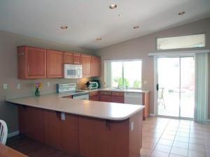 4405 E Mountain Sage Dr, Phoenix, AZ 85044 photo 3