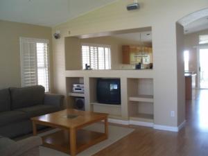 4405 E Mountain Sage Dr, Phoenix, AZ 85044 photo 4