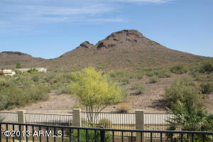 1562 E Crocus Dr, Phoenix, AZ 85022 photo 4