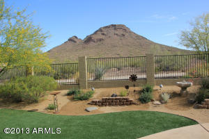 1562 E Crocus Dr, Phoenix, AZ 85022 photo 2