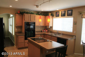 1562 E Crocus Dr, Phoenix, AZ 85022 photo 5
