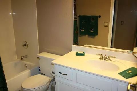 310 E Stonebridge Dr, Gilbert, AZ 85234 photo 22