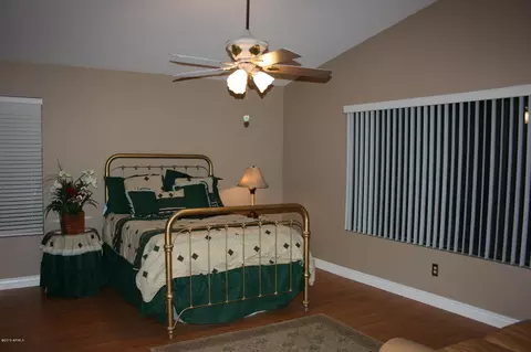 310 E Stonebridge Dr, Gilbert, AZ 85234 photo 15