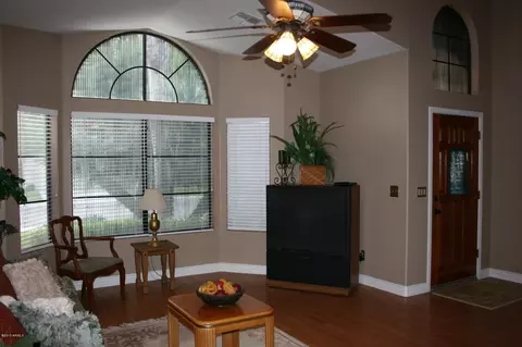 310 E Stonebridge Dr, Gilbert, AZ 85234 photo 5