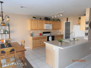 908 E Mohawk Dr, Phoenix, AZ 85024 photo 7