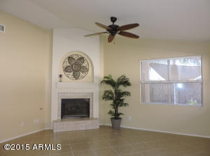 136 S Sandstone St, Gilbert, AZ 85296 photo 5