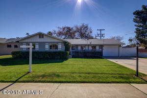 3411 E Amelia Ave, Phoenix, AZ 85018 photo 2