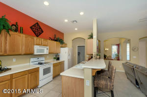 4155 S Snowcap Dr, Gilbert, AZ 85297 photo 4