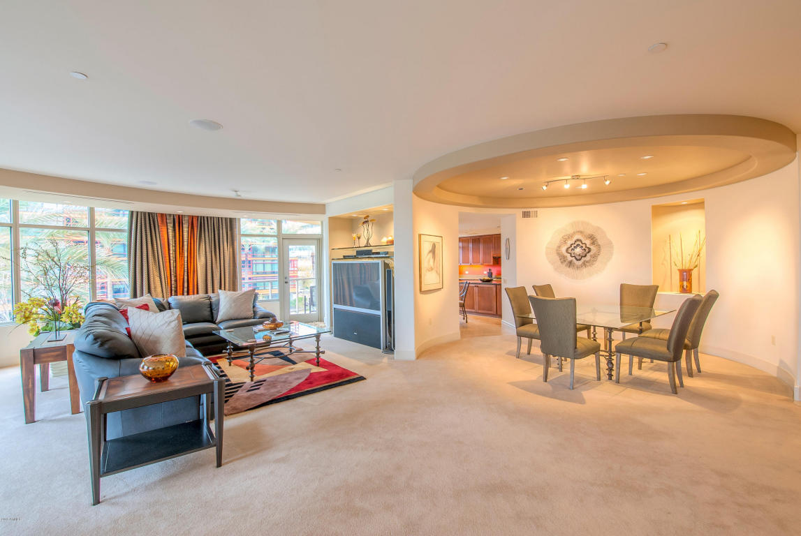 2402 Esplanade Ln #302, Phoenix, AZ 85016 photo 5