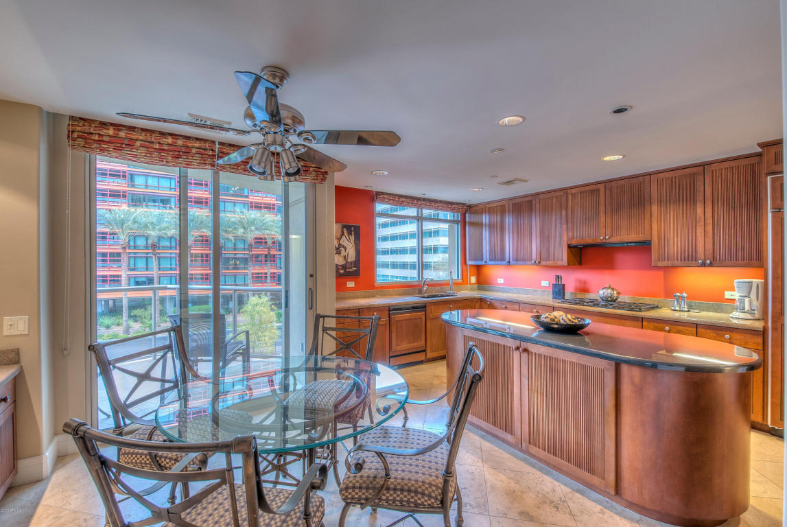 2402 Esplanade Ln #302, Phoenix, AZ 85016 photo 11