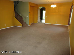 1089 E Blue Spruce Ln, Gilbert, AZ 85298 photo 3