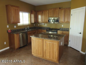 1089 E Blue Spruce Ln, Gilbert, AZ 85298 photo 4