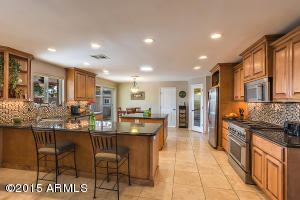 5001 E Cheery Lynn Rd, Phoenix, AZ 85018 photo 7