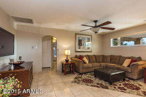 5001 E Cheery Lynn Rd, Phoenix, AZ 85018 photo 12