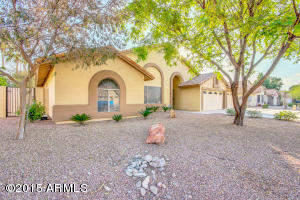 649 E Sage Brush St, Gilbert, AZ 85296 photo 2