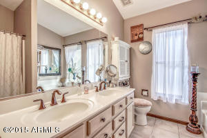 649 E Sage Brush St, Gilbert, AZ 85296 photo 21