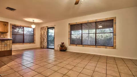 8120 E Fox St, Mesa, AZ 85207 photo 11