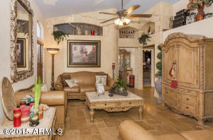 10056 E Capri Ave, Mesa, AZ 85208 photo 2