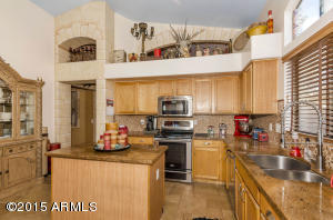 10056 E Capri Ave, Mesa, AZ 85208 photo 5