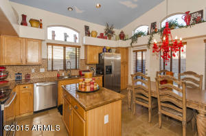 10056 E Capri Ave, Mesa, AZ 85208 photo 4