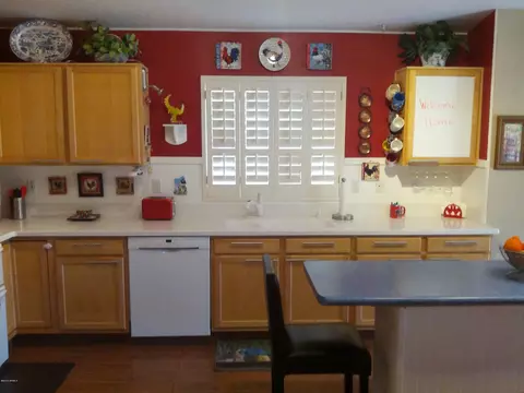 749 E Potter Dr, Phoenix, AZ 85024 photo 7