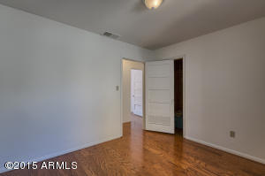 252 E Bethany Home Rd, Phoenix, AZ 85012 photo 14