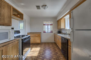 252 E Bethany Home Rd, Phoenix, AZ 85012 photo 8