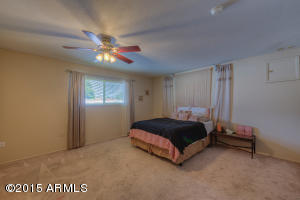 2556 E Sahuaro Dr, Phoenix, AZ 85028 photo 8