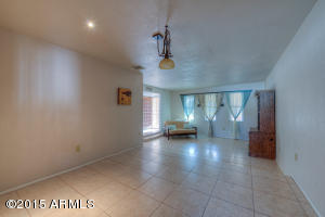 2556 E Sahuaro Dr, Phoenix, AZ 85028 photo 3