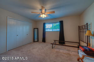 2556 E Sahuaro Dr, Phoenix, AZ 85028 photo 10