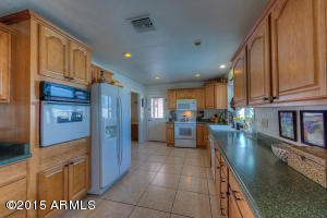 2556 E Sahuaro Dr, Phoenix, AZ 85028 photo 6