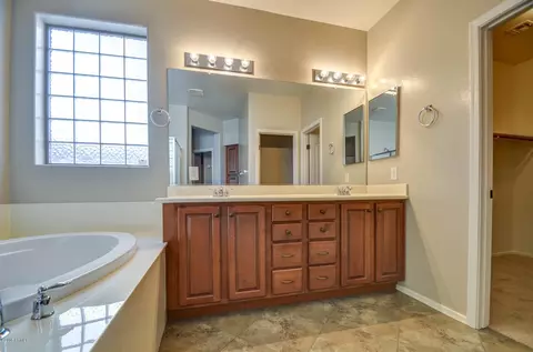 3304 E Ivanhoe St, Gilbert, AZ 85295 photo 11